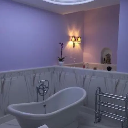 Luxury Della Vite לינה וארוחת בוקר *